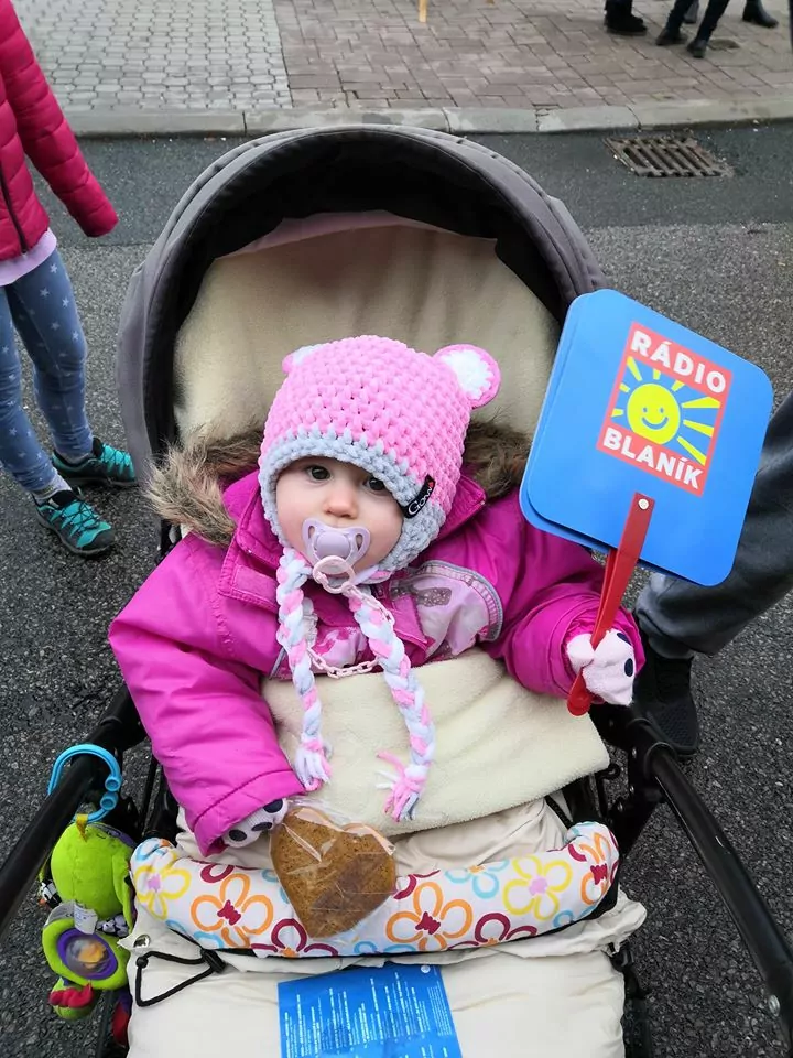 Háčkovaná ušanka BARBORA s oušky