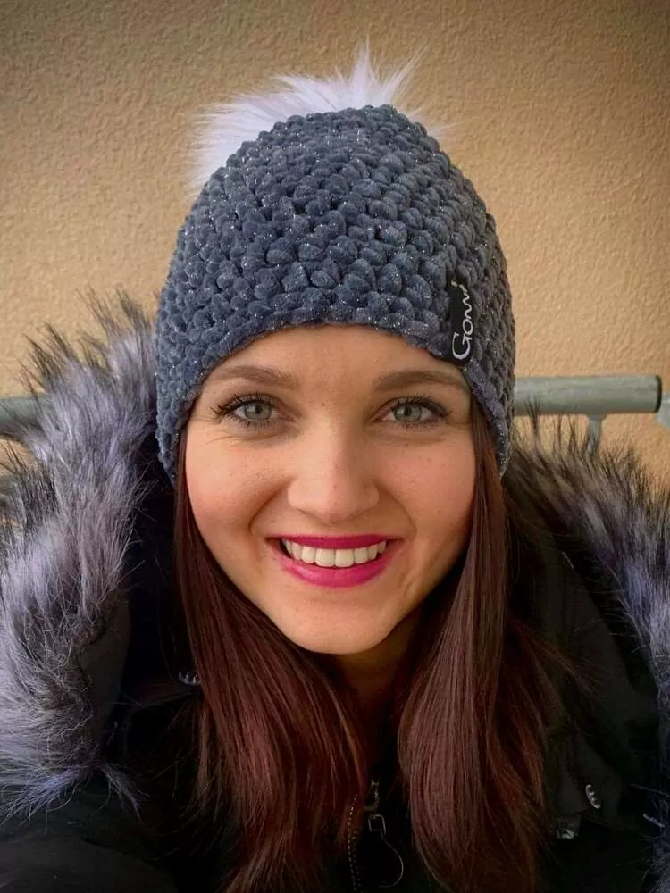 Háčkovaný GOmlíšek s lurexovou nitkou