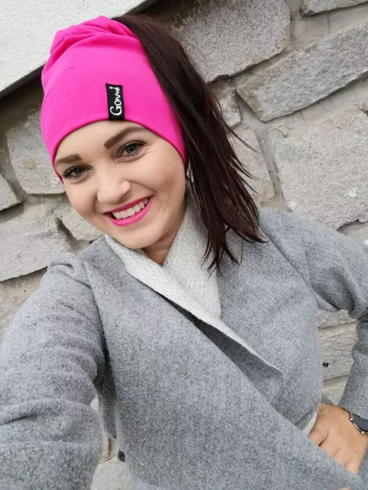 Houmeles čepice s otvorem na culík