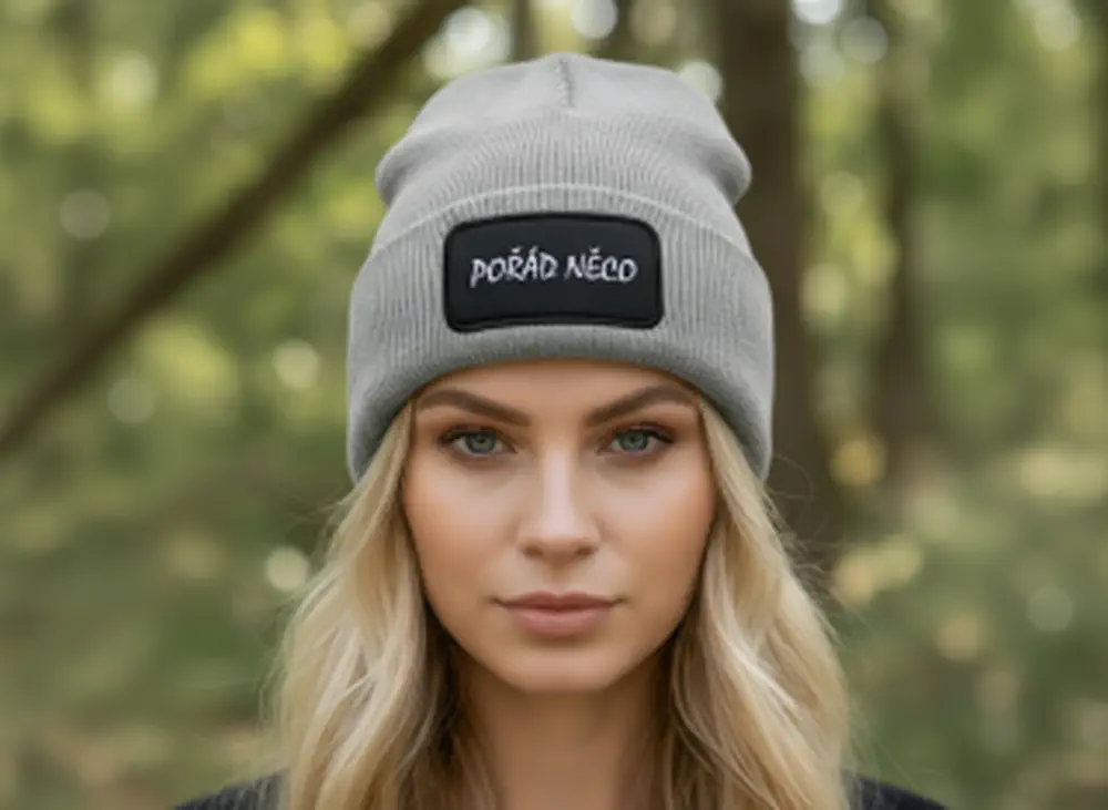 Zimní čepice POŘÁD NĚCO