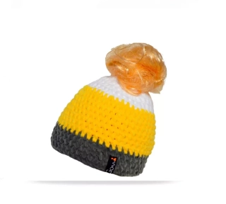 Háčkovaný kulich s otvorem na culík