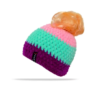 Háčkovaný kulich s otvorem na culík
