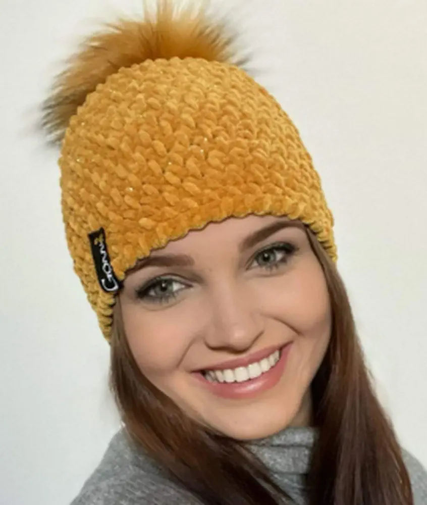 Háčkovaný kulich s maxi bambulí