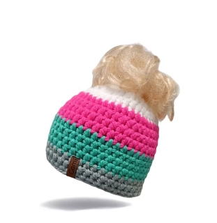 Háčkovaný kulich s otvorem na culík