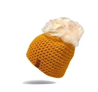 Háčkovaný kulich s otvorem na culík