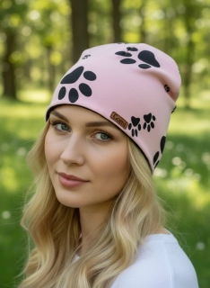 Dvouvrstvá čepice TLAPKY růžová